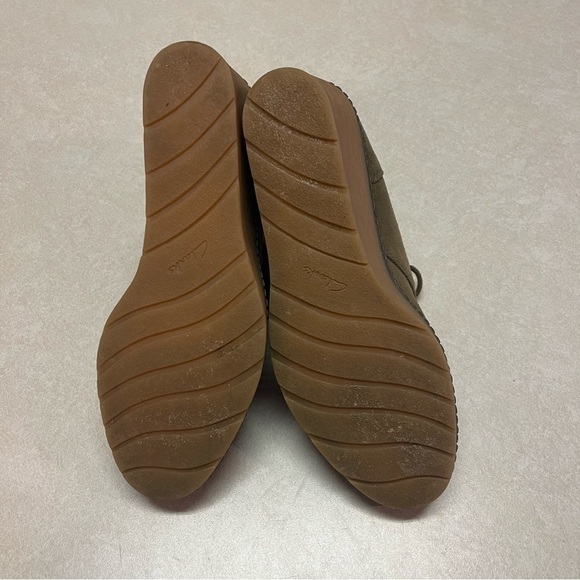 Clarks Hazen Charm Wedge Dessert Booties | Color: Brown/Red/Tan | Size: 8.5M - Picture 6 of 10